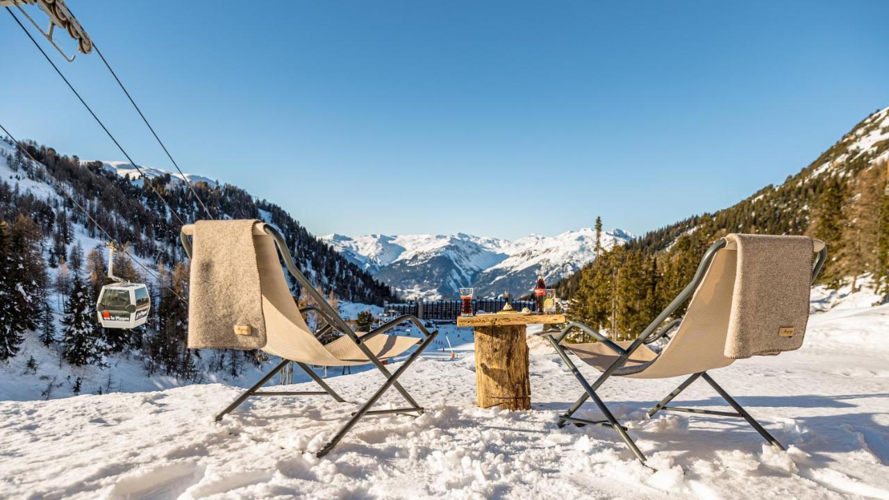 Hotel Carlina By Les Etincelles La Plagne Kültér fotó